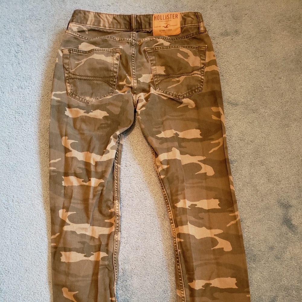 Hollister Camo Jeans